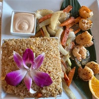 Снимок сделан в Sushi Sake North Miami Beach пользователем Helen M. 4/26/2023