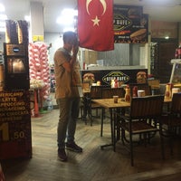 Photo taken at Stop Büfe by BİN900BEŞ on 11/2/2017