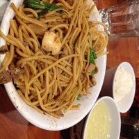 Photo taken at Lee&amp;#39;s Mongolian BBQ by Jessica on 11/16/2014