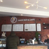 Photo taken at FUEL JUICE BAR by Paul T. on 1/29/2018