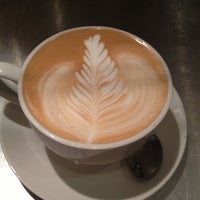 Das Foto wurde bei Madam Chi Coffee Lounge von Mary-Anne L. am 11/29/2012 aufgenommen