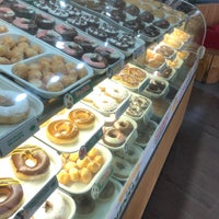 Photo taken at Krispy Kreme by Iván S. on 6/11/2022