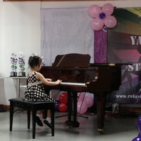 Photo taken at Yamaha Relasi Music and School by Johanes H. on 5/19/2013