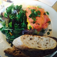 Photo taken at Le Pain Quotidien by Backlighting on 7/4/2015