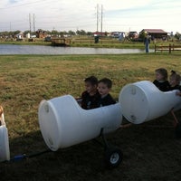 Photo taken at Applejack Pumpkin Patch by Dale Gribble on 10/1/2012