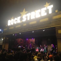 Foto tirada no(a) Rock Street por Thais V. em 9/19/2013