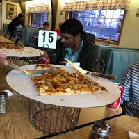 10/19/2019 tarihinde Deekshithziyaretçi tarafından Joe Jo&amp;#39;s Pizza and Gelato'de çekilen fotoğraf