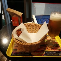 Photo taken at Freshness Burger by Mayumin-Hime on 9/18/2017