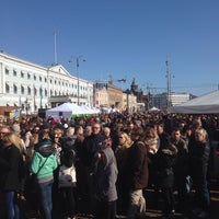 Photo taken at Streat Helsinki by Nana H. on 3/22/2014
