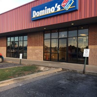 Photo taken at Domino&amp;#39;s Pizza by Melissa B. on 5/26/2017