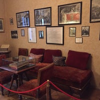 Снимок сделан в Sigmund Freud Museum пользователем Mar D. 11/26/2015