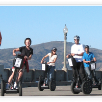 6/24/2015 tarihinde Electric Tour Company Segway Tours: San Francisco Wharfziyaretçi tarafından Electric Tour Company Segway Tours: San Francisco Wharf'de çekilen fotoğraf