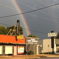 รูปภาพถ่ายที่ Tulsa Body Jewelery โดย Tulsa Body Jewelery เมื่อ 2/2/2022