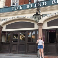 6/21/2017 tarihinde Darren Q.ziyaretçi tarafından The Blind Beggar'de çekilen fotoğraf