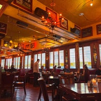 Foto diambil di Laurenzo&amp;#39;s Restaurant oleh Rainman pada 6/21/2022