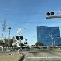 Photo taken at Westheimer Rd RR Crossing by Rainman on 12/18/2022