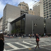 Photo taken at Apple Union Square by Alonzo on 5/22/2016