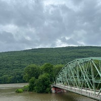 Das Foto wurde bei Whetstone Beer Co. von Vinayak M. am 6/27/2023 aufgenommen