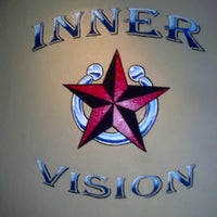 1/2/2013에 Amy C.님이 Inner Vision Bodyart에서 찍은 사진