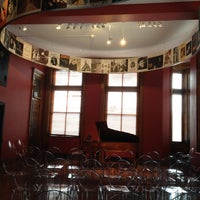 2/17/2013 tarihinde Amy F.ziyaretçi tarafından The Schubert Club'de çekilen fotoğraf