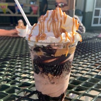 Photo taken at Green Acres Ice Cream by Dan M. on 8/29/2019