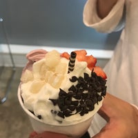 5/30/2017에 Ivy Z.님이 Treats Frozen Yogurt &amp;amp; Ice Bar에서 찍은 사진