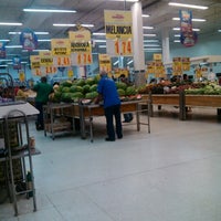 Photo taken at Supermercados Guanabara by Mayara M. on 11/16/2012