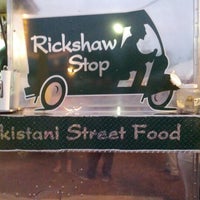 Photo prise au Rickshaw Stop par Greg P. le10/6/2012