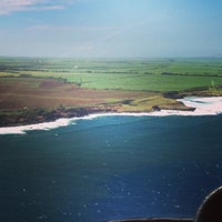 Foto scattata a Air Maui Helicopter Tours da Kit T. il 3/22/2013