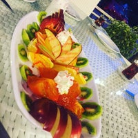 Foto scattata a L-Alem Cafe &amp;amp; Restaurant da Hülya il 12/4/2016