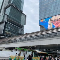 Photo taken at Shibuya Sta. East Exit Bus Terminal by かっくん〜トリプルワーカー〜 on 5/21/2022