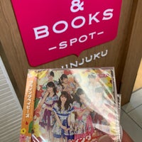 Photo taken at HMV by かっくん〜トリプルワーカー〜 on 3/13/2019