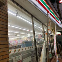 Photo taken at 7-Eleven by かっくん〜トリプルワーカー〜 on 4/18/2019