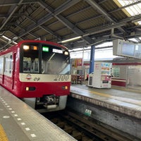 Photo taken at Keikyū Kurihama Station (KK67) by かっくん〜トリプルワーカー〜 on 4/18/2024