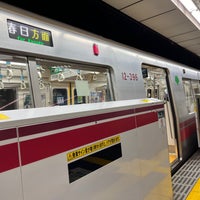 Photo taken at Oedo Line Daimon Station (E20) by かっくん〜トリプルワーカー〜 on 4/23/2023