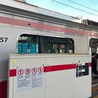Photo taken at Tokyu Kikuna Station (TY16) by かっくん〜トリプルワーカー〜 on 2/24/2024