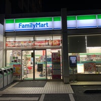 Photo taken at FamilyMart by かっくん〜トリプルワーカー〜 on 1/20/2021
