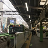 Photo taken at Gotanda Station by かっくん〜トリプルワーカー〜 on 11/20/2017