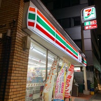 Photo taken at 7-Eleven by かっくん〜トリプルワーカー〜 on 4/11/2019