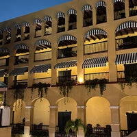 Foto diambil di Hotel El Convento oleh Emre G. pada 3/23/2024