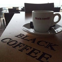 Foto tomada en BLACK lounge  por Carlos P. el 10/18/2012