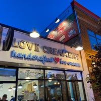 Photo taken at Love Creamery by Madster on 7/8/2021