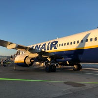 Photo taken at Ryanair Flight FR2985 BRU-VLC by Laurens S. on 7/15/2018