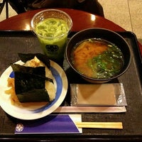 Photo taken at KOOTS GREEN TEA 東京ミッドタウン店 by 銀河鐡道 ☆. on 12/23/2012
