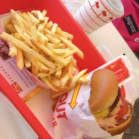 Photo taken at In-N-Out Burger by Sal on 5/30/2013