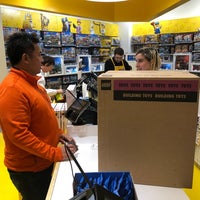 Photo taken at The LEGO Store by Glen L. on 10/16/2019