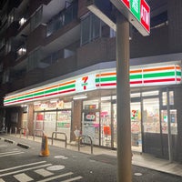 Photo taken at 7-Eleven by kmdwr on 11/24/2023