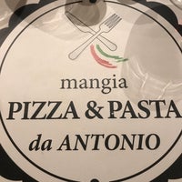 Photo taken at Mangia Pizza by Bea on 11/22/2019
