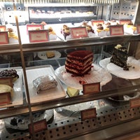 Photo taken at Cheesecakeria by Gisele on 10/20/2018