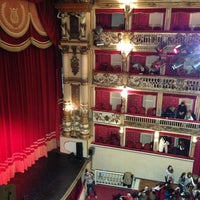 Foto tomada en Teatro Bellini  por Danilo T. el 1/19/2013